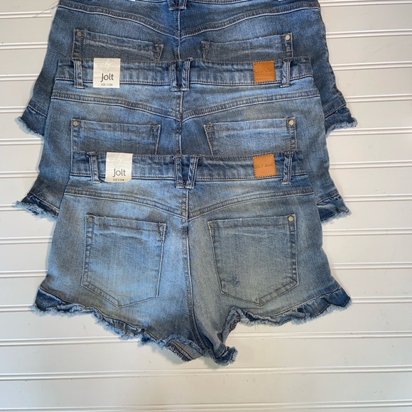 Jolt Ladies Ruffled Bottom Zip Jr Jean Shorts Jr Sz 9 Available New w tags - Picture 13 of 13